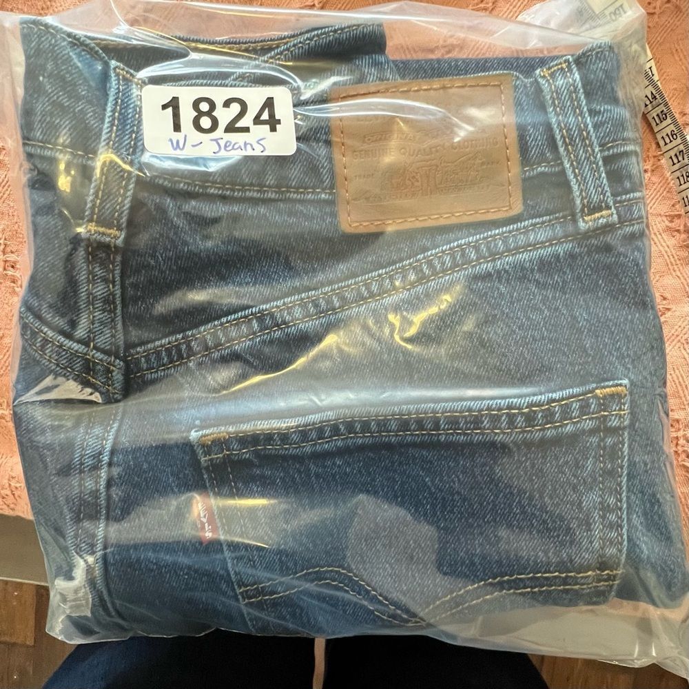 Levi’s Premium 70s High Flare Classic Blue Women's Dark Blue Denim Jeans Sz 28 - Picture 11 of 11